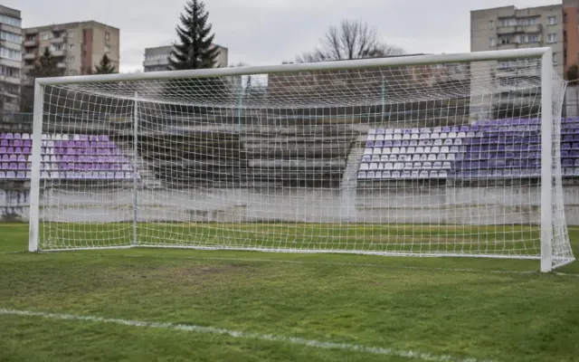 Poarta stadionului din Timișoara